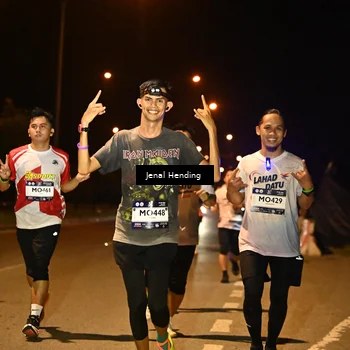 Runner Photo 7719745
