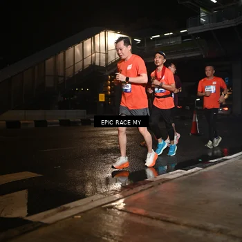 Runner Photo 7719760