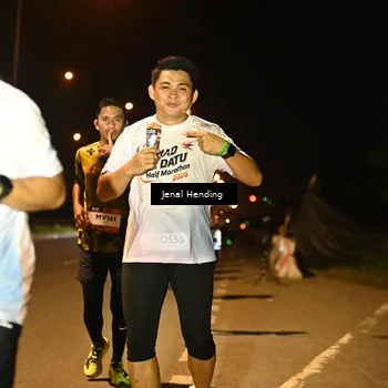 Runner Photo 7719768
