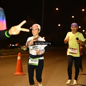 Runner Photo 7719801