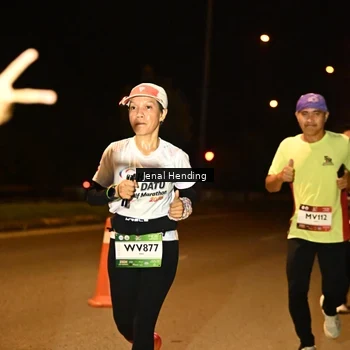 Runner Photo 7719808