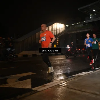 Runner Photo 7719811
