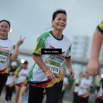 Runner Photo 7719834