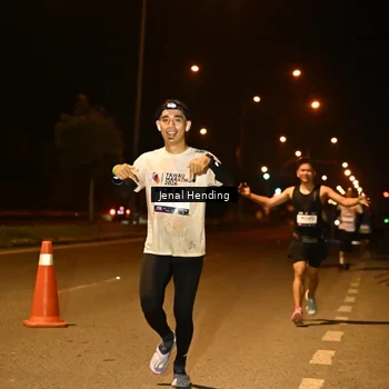 Runner Photo 7719837