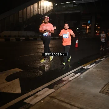 Runner Photo 7719858