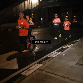 Runner Photo 7719868