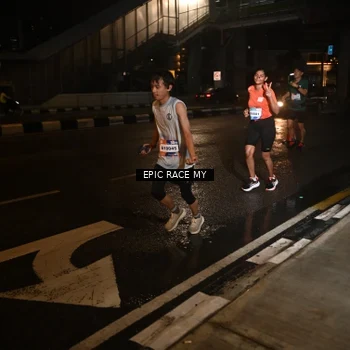 Runner Photo 7719897