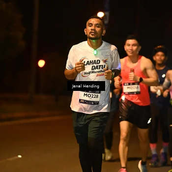 Runner Photo 7719904