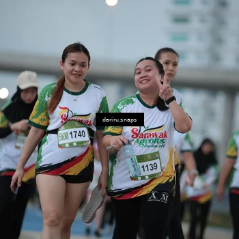 Runner Photo 7719924