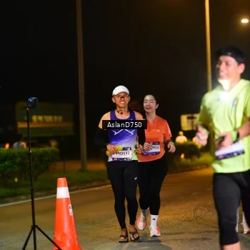 Runner Photo 7719929