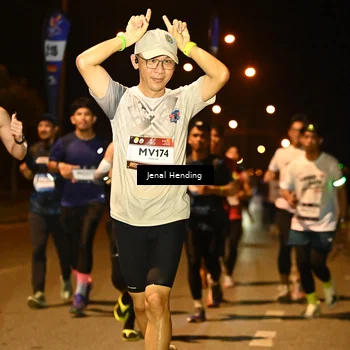 Runner Photo 7719940