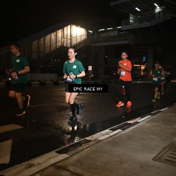 Runner Photo 7719942