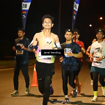 Runner Photo 7719952
