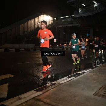 Runner Photo 7719962