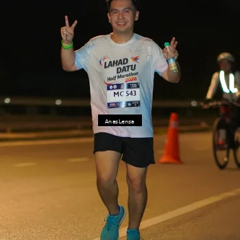 Runner Photo 7719972