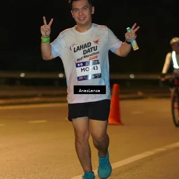 Runner Photo 7719977