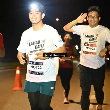 Runner Photo 7719984