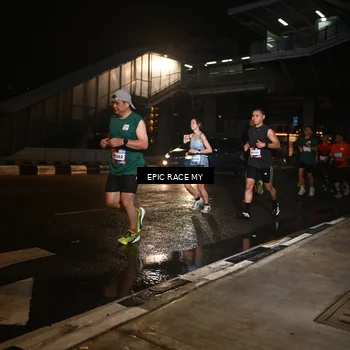 Runner Photo 7719992