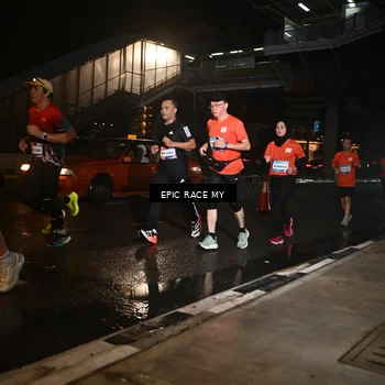 Runner Photo 7720005
