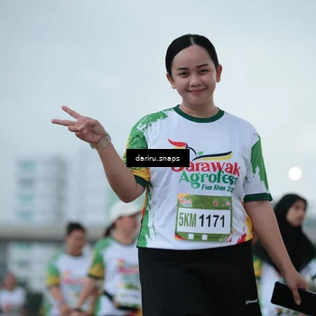 Runner Photo 7720007