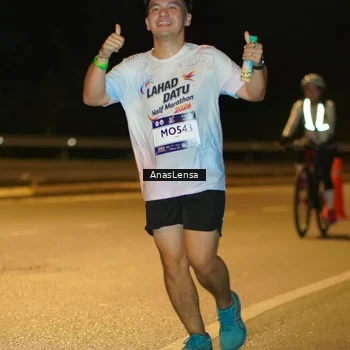 Runner Photo 7720014