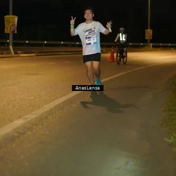 Runner Photo 7720016