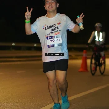 Runner Photo 7720028