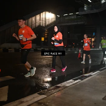 Runner Photo 7720032