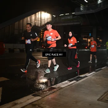 Runner Photo 7720034