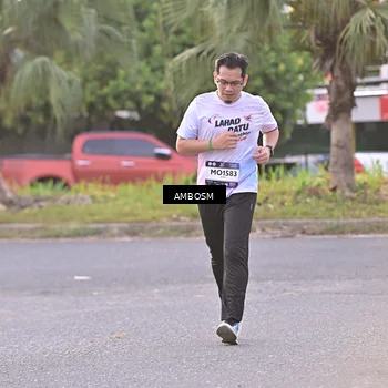 Runner Photo 7720049