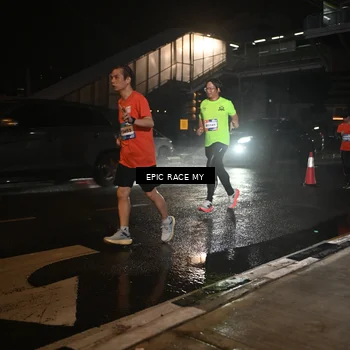 Runner Photo 7720058