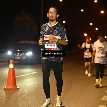 Runner Photo 7720062