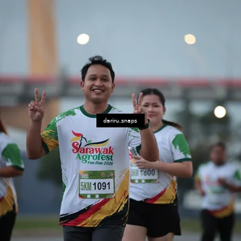 Runner Photo 7720071