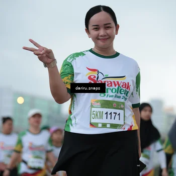 Runner Photo 7720074
