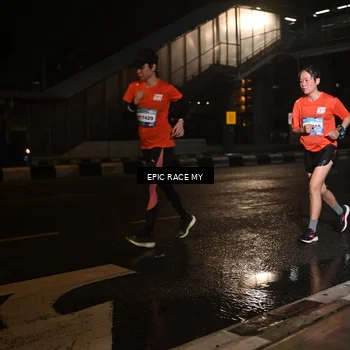 Runner Photo 7720076