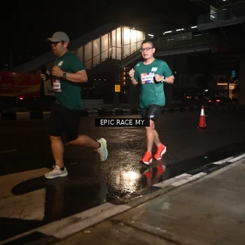 Runner Photo 7720094