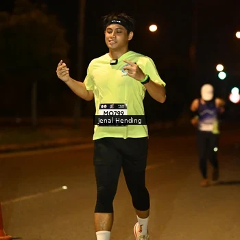 Runner Photo 7720098