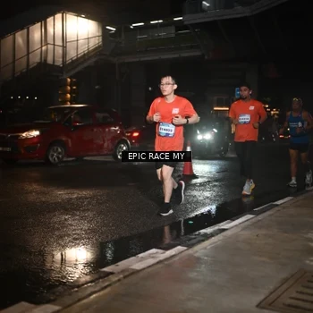 Runner Photo 7720103