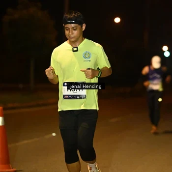 Runner Photo 7720108
