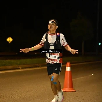 Runner Photo 7720112