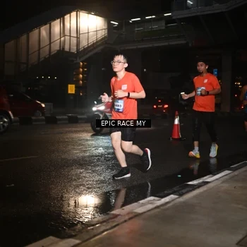 Runner Photo 7720113