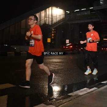 Runner Photo 7720121