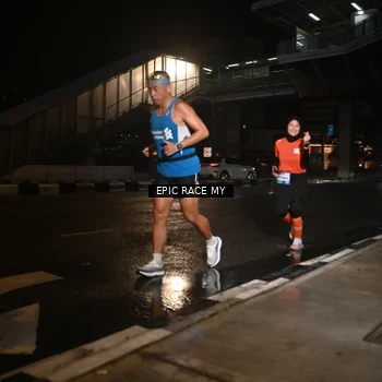 Runner Photo 7720135