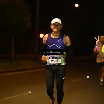 Runner Photo 7720139