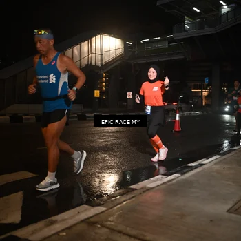 Runner Photo 7720142