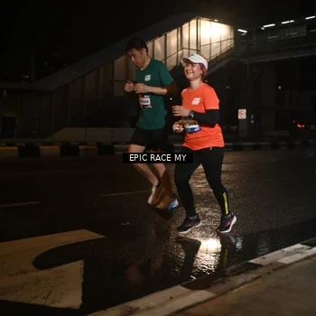 Runner Photo 7720170