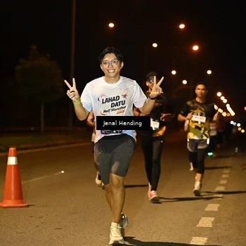 Runner Photo 7720184
