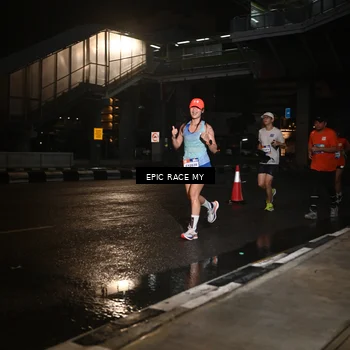 Runner Photo 7720198