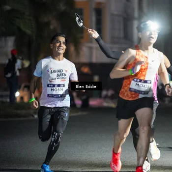 Runner Photo 7720223
