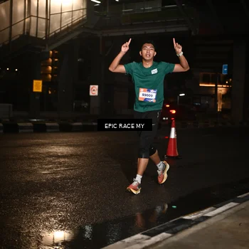 Runner Photo 7720253